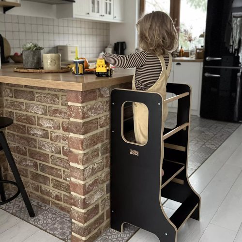 Konyhai fellépő Slim M fekete